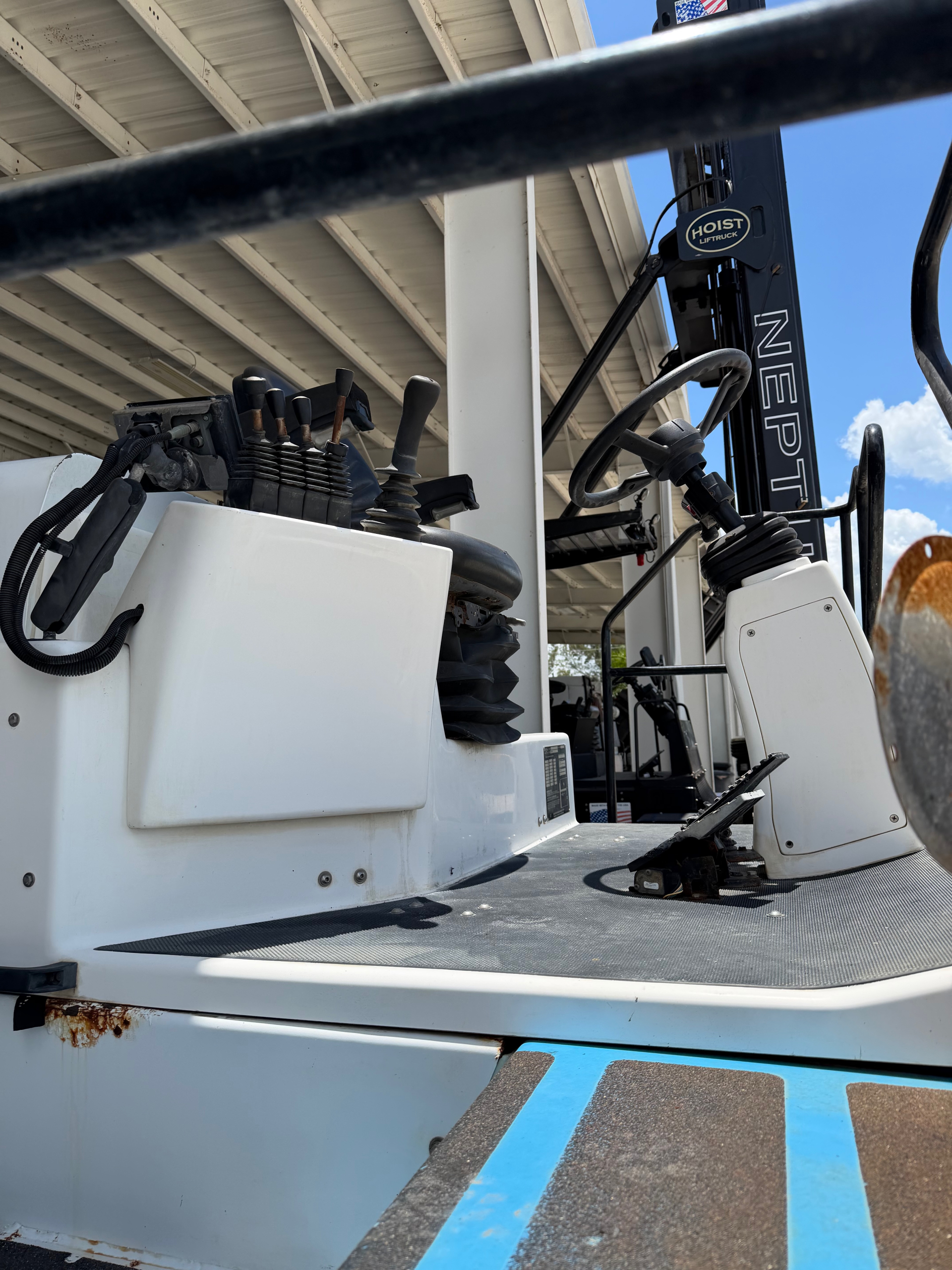 Wiggins Composite Cab: Built for Operator Comfort and Marine-Duty Performance